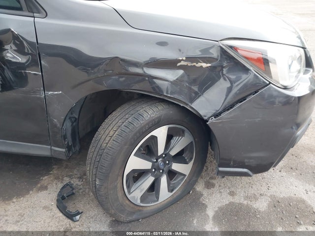 JF2SJABC8JH453189 Subaru Forester 2.5i