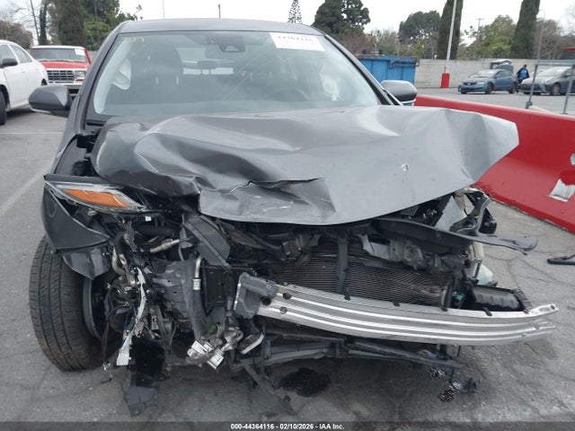 JTDKAMFP1N3229164 Toyota Prius Prime Le