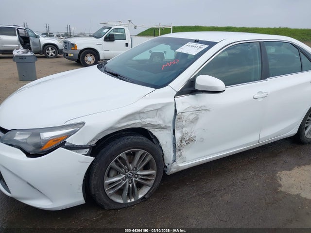 4T1BF1FK5HU400674 Toyota CAMRY SE