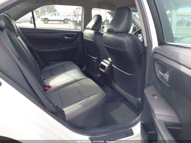 4T1BF1FK5HU400674 Toyota CAMRY SE