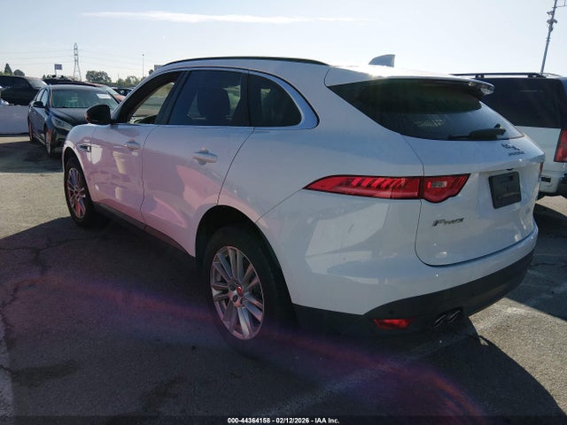 2018 JAGUAR F-PACE SADCK2FN0JA298345 Photo 2
