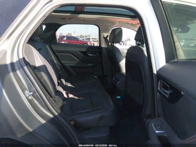 2018 JAGUAR F-PACE SADCK2FN0JA298345 Photo 7