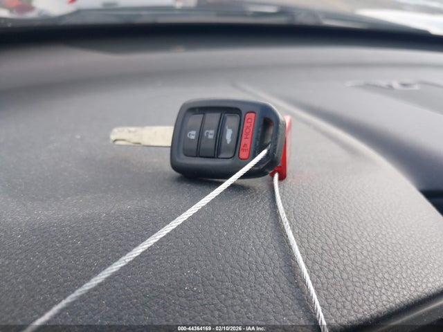 2HKRW6H36JH208668 Honda CR-V LX