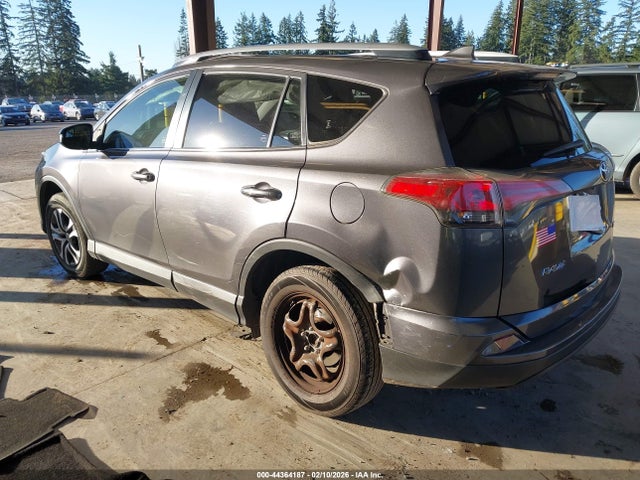 JTMZFREV0HJ102483 Toyota RAV4 LE