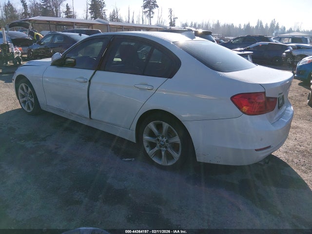 BMW 328i Xdrive 2015 WBA3B5C57FF961600 Image 3