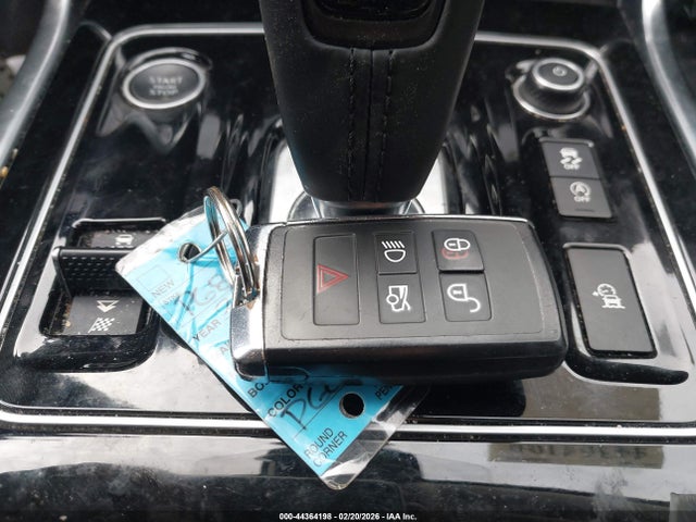 2020 JAGUAR XE SAJAE4FX0LCP60631 Photo 10