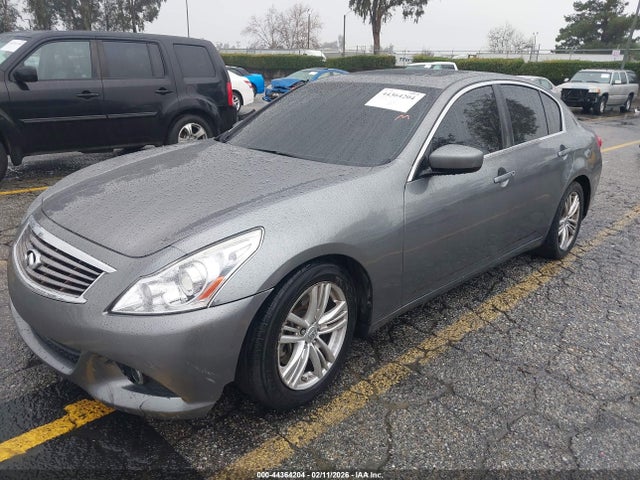 2013 Infiniti G37 Journey მანქანა იყიდება აუქციონზე, vin: JN1CV6AP3DM306768, აუქციონის ნომერი: 44364204
