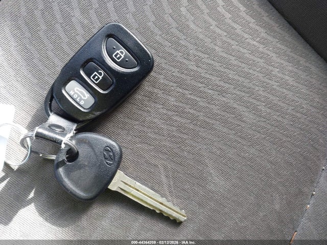 KMHDH4AE2EU090050 Hyundai ELANTRA SE