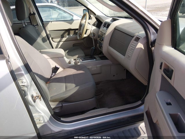 2009 FORD ESCAPE 1FMCU03719KC85850 Photo 4
