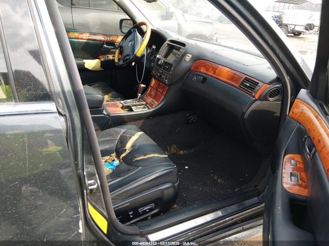 2004 LEXUS LS 430 JTHBN36F540136796 Photo 4