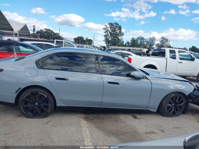 BMW I7 Xdrive60 2023 WBY53EJ09PCN73592 Image 13