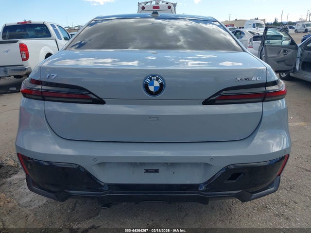 BMW I7 Xdrive60 2023 WBY53EJ09PCN73592 Image 16