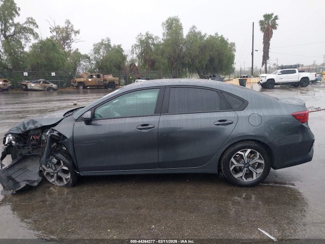 KIA Forte Lxs 2020 3KPF24AD0LE191041 Image 15