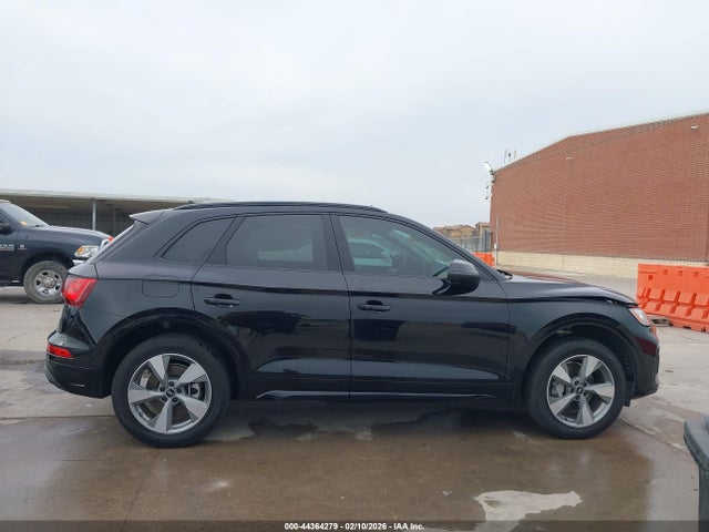 2024 Audi Q5 Premium Plus 40 Tfsi Quattro S Tronic მანქანა იყიდება აუქციონზე, vin: WA1BBAFY0R2052276, აუქციონის ნომერი: 44364279