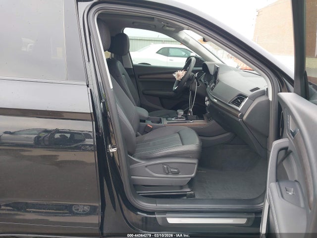 2024 Audi Q5 Premium Plus 40 Tfsi Quattro S Tronic მანქანა იყიდება აუქციონზე, vin: WA1BBAFY0R2052276, აუქციონის ნომერი: 44364279
