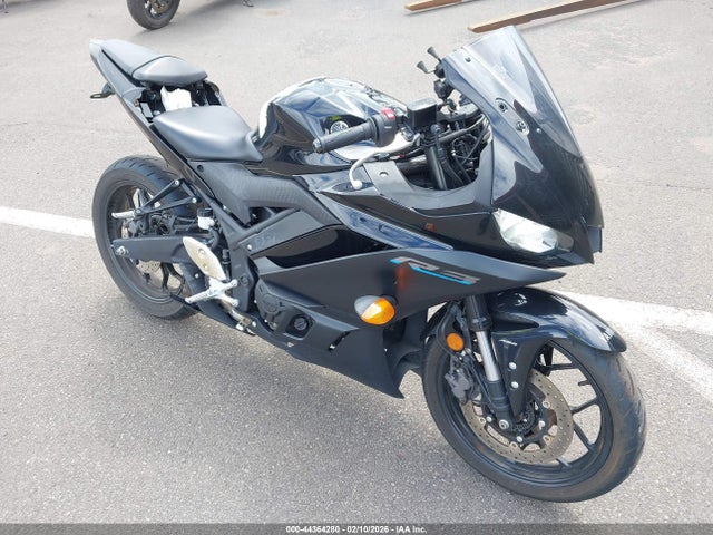 2023 YAMAHA YZFR3 MH3RH18Y6PK012153