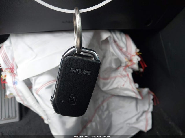 5XYP24HCXNG280865 KIA Telluride Lx