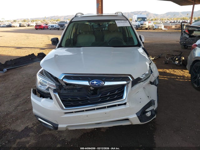 Продаж на аукціоні авто 2018 Subaru Forester 2.5i Limited, vin: JF2SJARC3JH517192, номер лоту: 44364289
