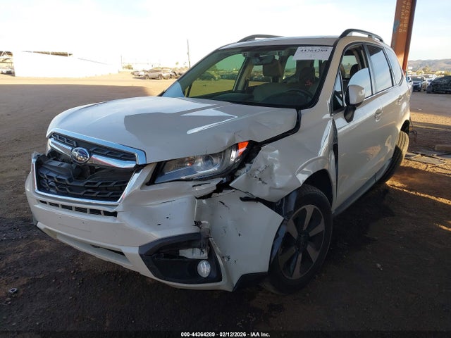 Продаж на аукціоні авто 2018 Subaru Forester 2.5i Limited, vin: JF2SJARC3JH517192, номер лоту: 44364289