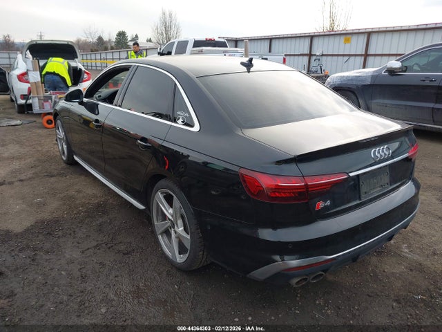 2022 AUDI S4 WAUC4AF43NA010103 Photo 2