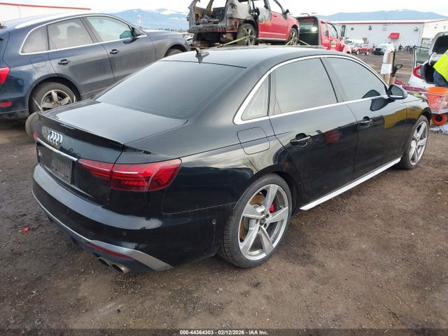 2022 AUDI S4 WAUC4AF43NA010103 Photo 3