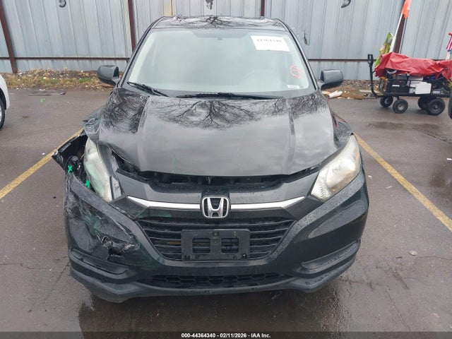 3CZRU5H33GM746256 Honda HR-V LX