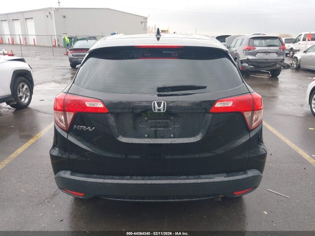 3CZRU5H33GM746256 Honda HR-V LX