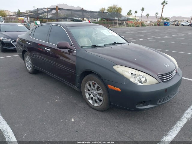 2002 LEXUS ES 300 JTHBF30G020066068 Photo 0
