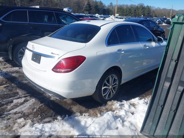 2015 Mercedes-benz C 300 4matic მანქანა იყიდება აუქციონზე, vin: 55SWF4KB3FU072740, აუქციონის ნომერი: 44364342