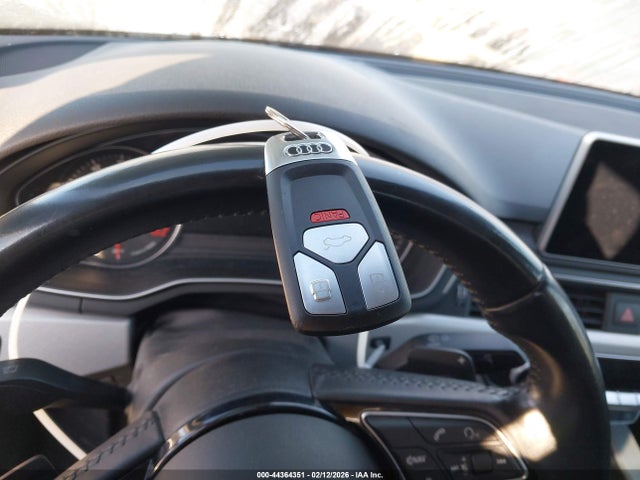 2017 AUDI A4 WAUGNAF41HN003047 Photo 10