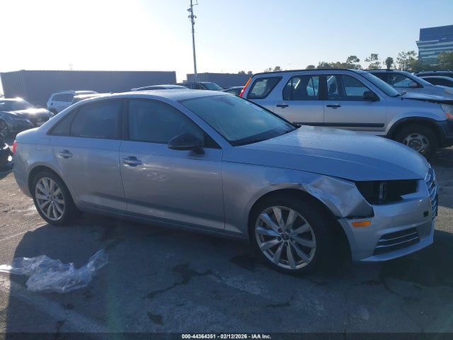 WAUGNAF41HN003047 Audi A4 2.0t Premium