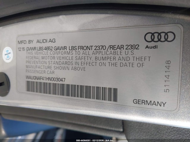 2017 AUDI A4 WAUGNAF41HN003047 Photo 8