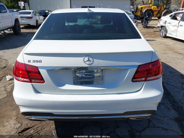 Mercedes-Benz E 350 2015 WDDHF5KB8FB104011 Image 16