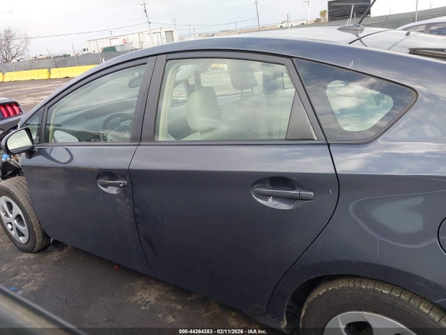 JTDKN3DU9F0454149 Toyota Prius Four