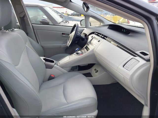 JTDKN3DU9F0454149 Toyota Prius Four