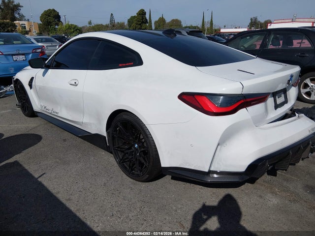2021 BMW M4 WBS33AZ09MCG83040 Photo 2