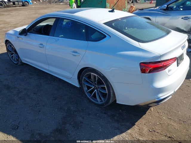 2024 AUDI A5 SPORTBACK WAUDACF54RA117443 Photo 2