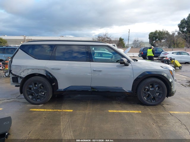 5XYADFS54TG013885 KIA Ev9 Land