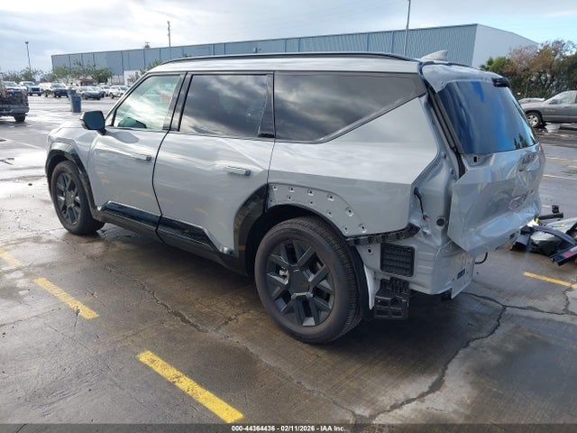 5XYADFS54TG013885 KIA Ev9 Land