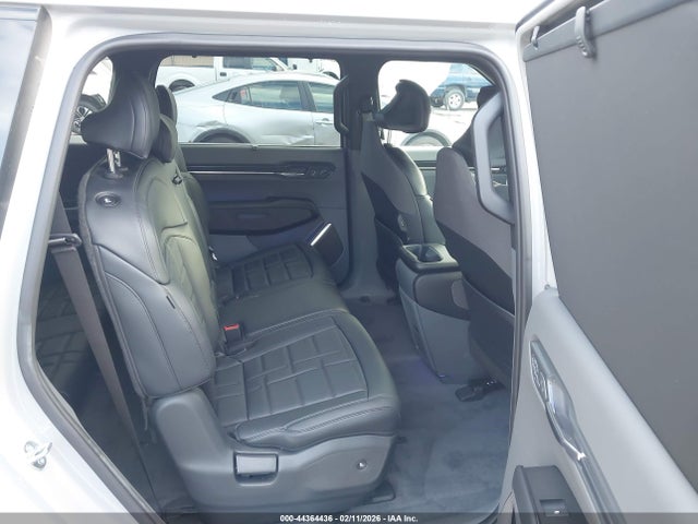5XYADFS54TG013885 KIA Ev9 Land