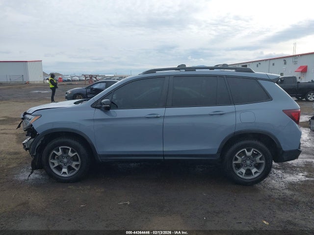 5FNYF8H69NB022712 Honda Passport Awd Trailsport
