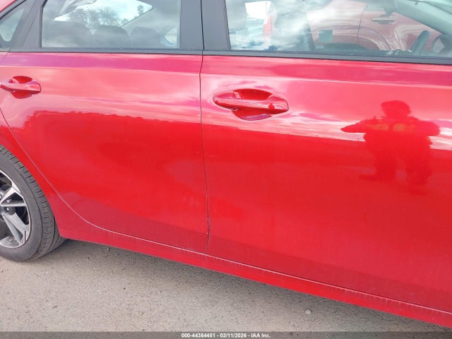 3KPF24AD4PE543818 KIA Forte Lxs