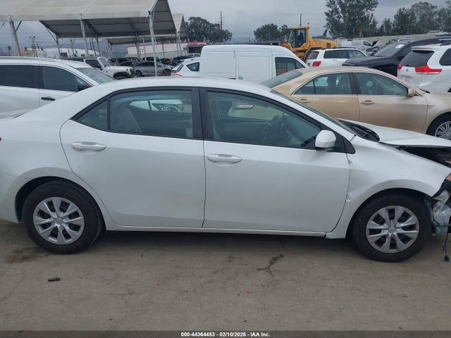 Toyota Corolla Le Eco 2015 5YFBPRHE4FP331137 Image 14