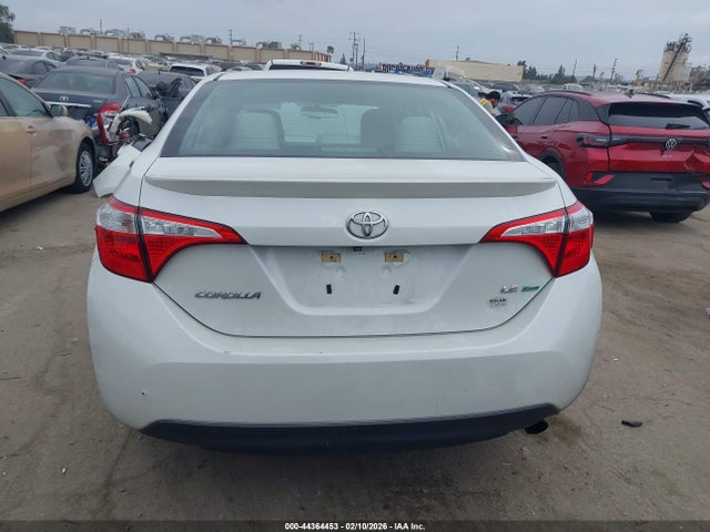 Toyota Corolla Le Eco 2015 5YFBPRHE4FP331137 Image 17