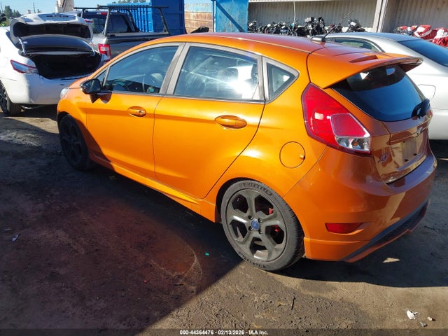 Ford FIESTA ST 2018 3FADP4GX2JM113993 Image 3