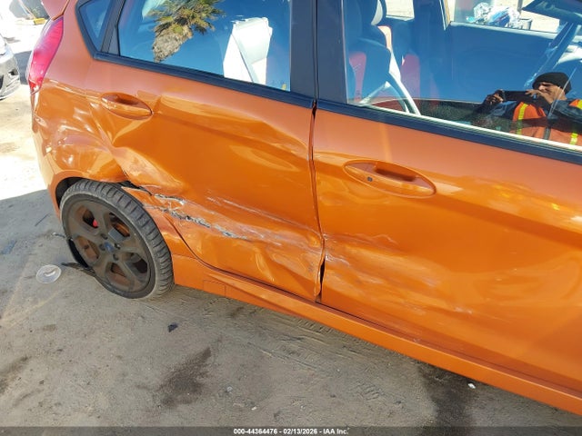 Ford FIESTA ST 2018 3FADP4GX2JM113993 Image 6