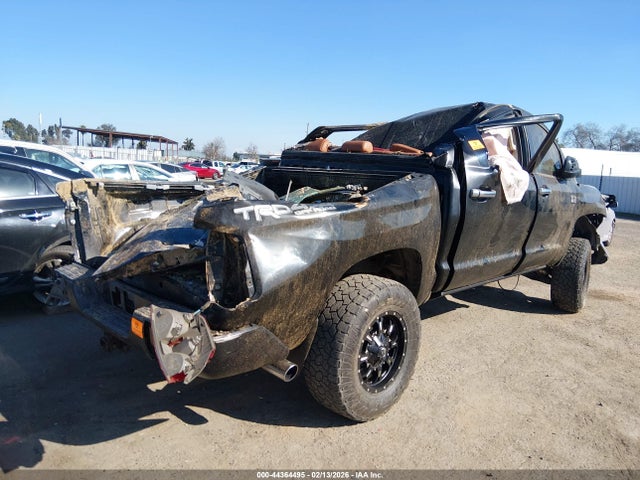 5TFAY5F12KX858218 Toyota Tundra 1794 5.7l V8
