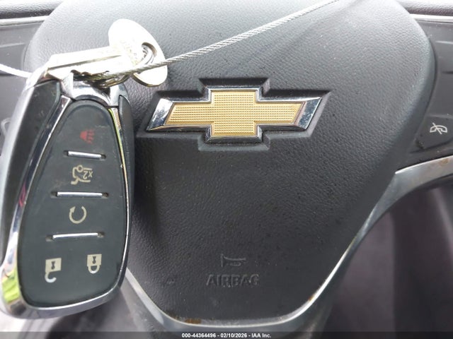 1G1ZD5ST5NF134838 Chevrolet Malibu Fwd Lt
