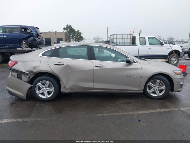1G1ZD5ST5NF134838 Chevrolet Malibu Fwd Lt