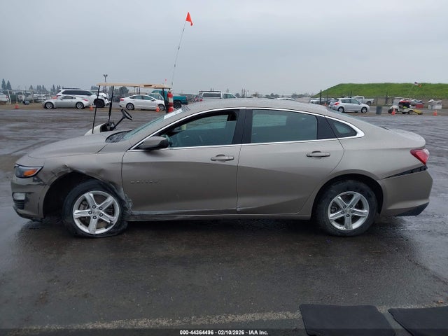 1G1ZD5ST5NF134838 Chevrolet Malibu Fwd Lt